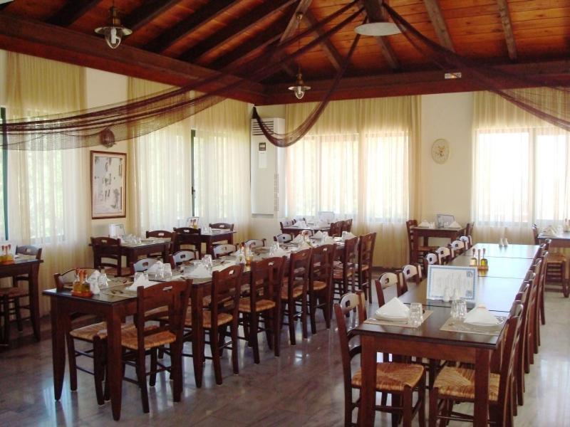 Mare Monte Beach Hotel Джорджополис Екстериор снимка