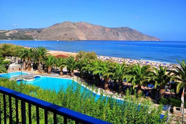 Mare Monte Beach Hotel Джорджополис Стая снимка